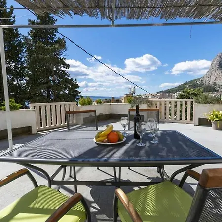In With Terrace, Air Conditioning, W-lan, Washing Machine 5129-1 Omiš